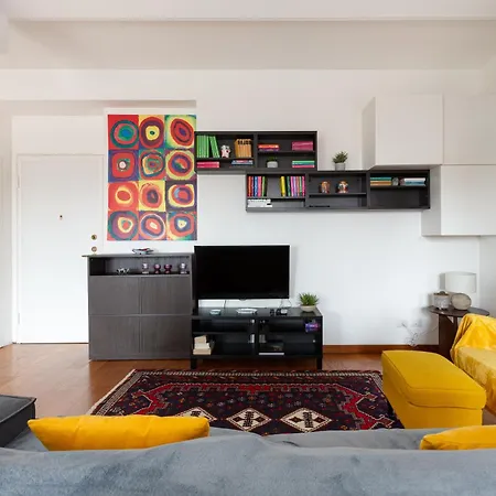 Apartment Bright Milan- Citta Studi With Balcony Milan