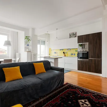 Apartment Bright Milan- Citta Studi With Balcony Milan