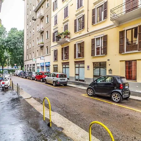 Domusmi Alessi Apartment Milan