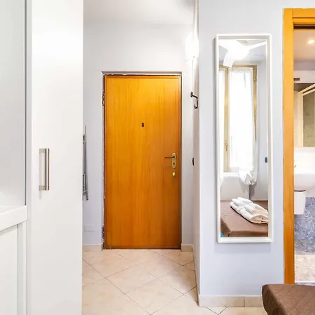 Domusmi Alessi Apartment