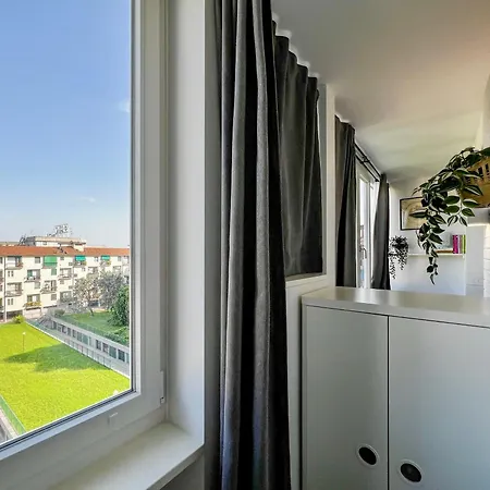 Repetti - Two Adjacent & Independent 10 Minutes To Centre & Linate Airport Apartment Mailand