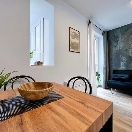Repetti - Two Adjacent & Independent 10 Minutes To Centre & Linate Airport Apartment *