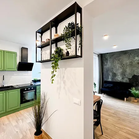 Repetti - Two Adjacent & Independent 10 Minutes To Centre & Linate Airport Apartment