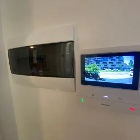 Renovated With Two Single Beds 公寓