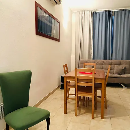 Apartment For 6 Peaple Close To The Red Metro Mailand