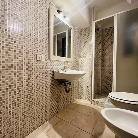 For 6 Peaple Close To The Red Metro * Mailand