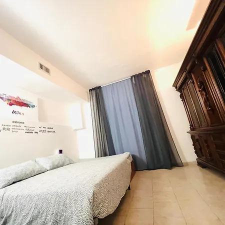 For 6 Peaple Close To The Red Metro Apartment *