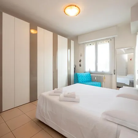 I Host - Forze Armate 83 Apartment *