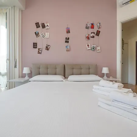 I Host - Forze Armate 83 Apartment *