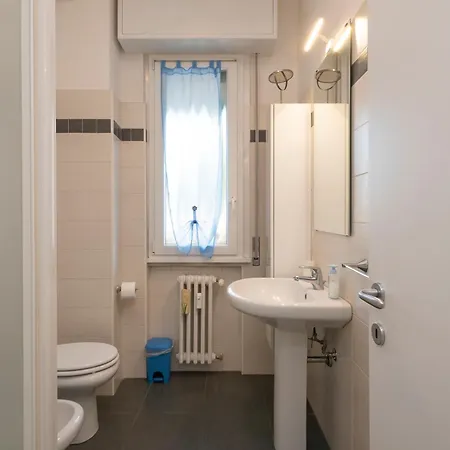 I Host - Forze Armate 83 *