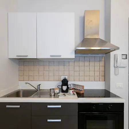 Youhosty - Bligny7 Bis Mailand