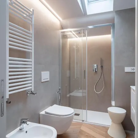 דירה Design On 2 Levels Via Della Spiga מילאנו