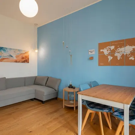 Xenia - Colorful In Citta Studi Area