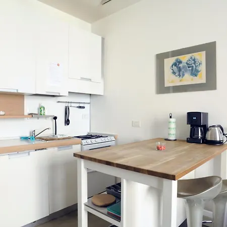 Sant Ambrogio With Private Terrace In Shared Flat *