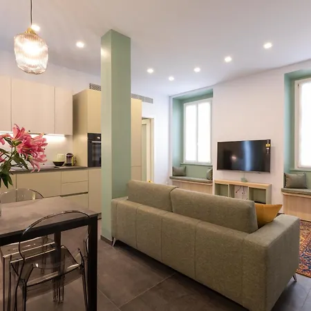 Oasi Urbana In Duomo - Historic Centro Mediolan