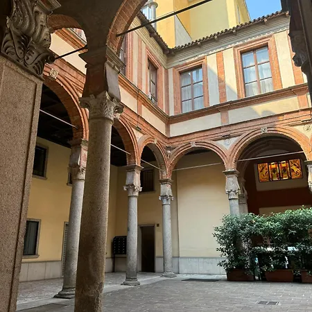 Intrho Duomo Modern With Hammam