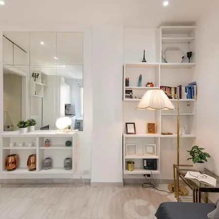 Lägenhet Pomponazzi, 4 Bilocale In Zona Bocconi Navigli *
