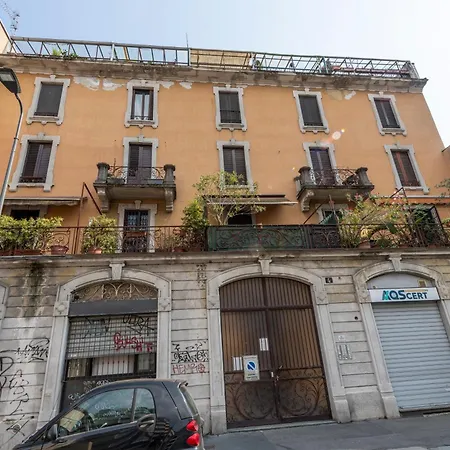 Pomponazzi, 4 Bilocale In Zona Bocconi Navigli Lägenhet *