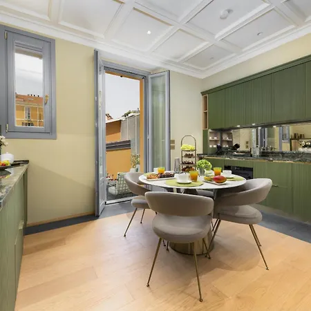 La Zafferana With Terrace Milan