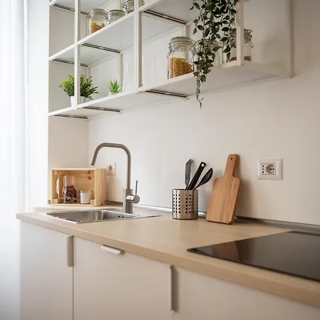Viale Troya Modern Bilo - Design District Apartment Milan