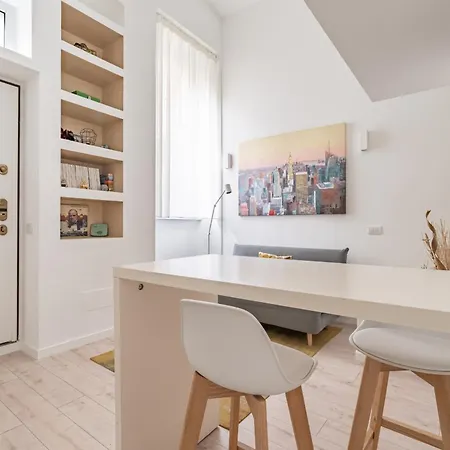 Cozy Loft In Navigli * Milan