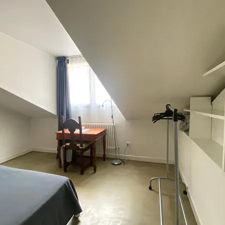 Sant Ambrogio Courtyard In Shared Flat ميلان