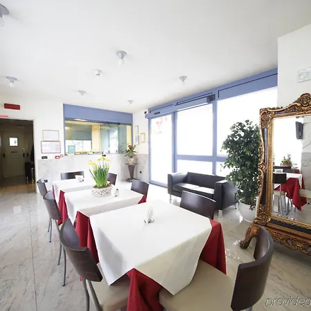 Sechi With Parking 3*