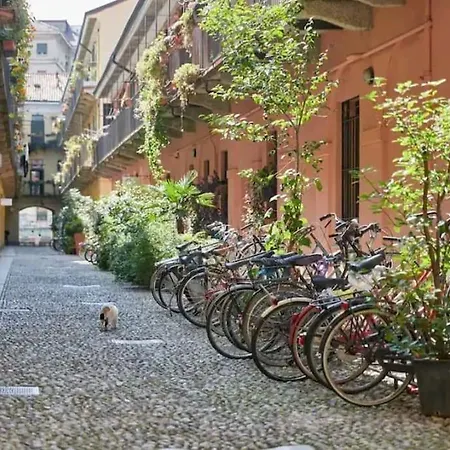 Navigli - Centro Vintage Apt - Movida&free Wifi Apartamento *