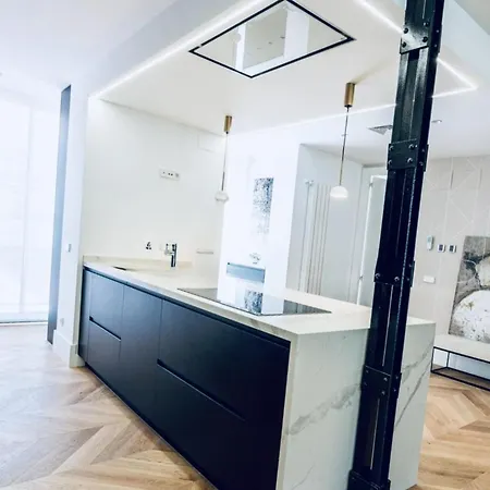 Confortevole * Milan