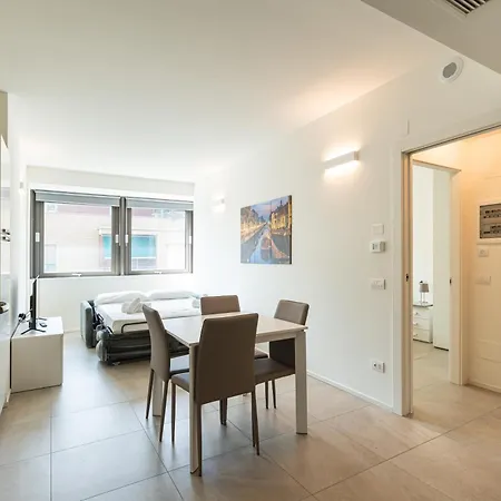 Elegante Bilocale Isola B - Mirable Pm Apartmán *