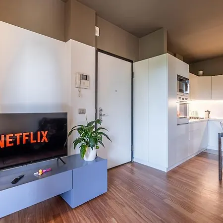 Fa44 - Lux Apt With Big Balcony & Modern Design - *
