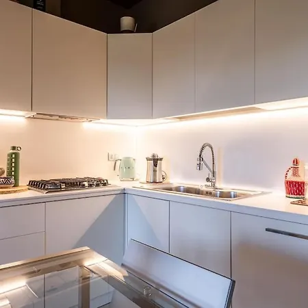 Fa44 - Lux Apt With Big Balcony & Modern Design - شقة *