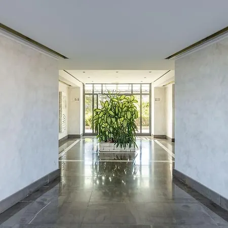 Fa44 - Lux Apt With Big Balcony & Modern Design - ميلان