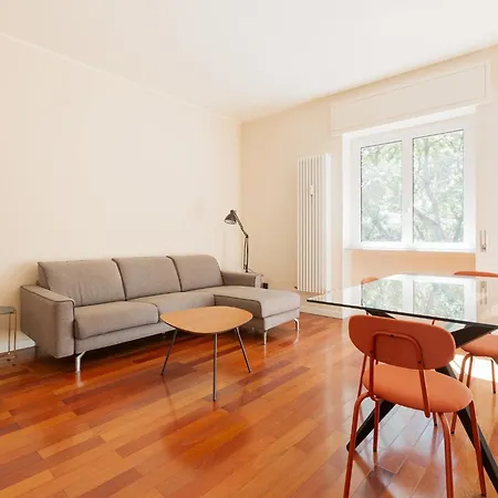 Lambrate Fs Spacious With Balcony Апартаменты *