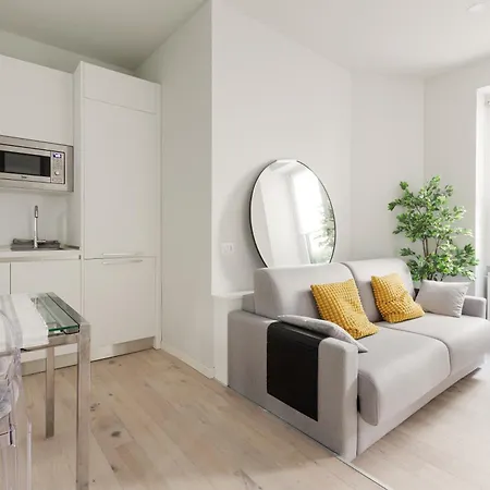 Life - Renovated Apartmán *