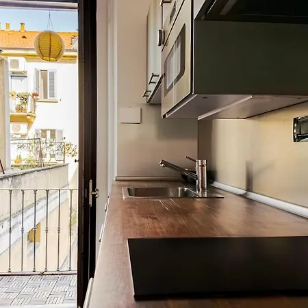 Alessandro 10 Mins Duomo Μιλάνο