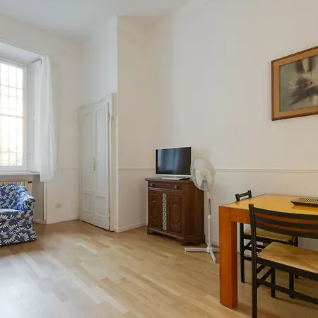 Appartement Guesthost - Garibaldi & Isola District Functional *