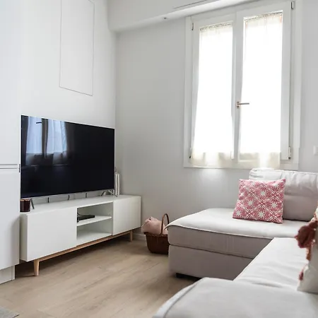 Youhosty - Colonna 59 Mediolan