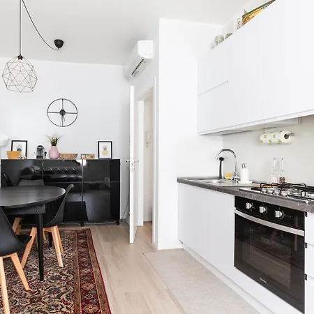 Youhosty - Colonna 59 * Mediolan