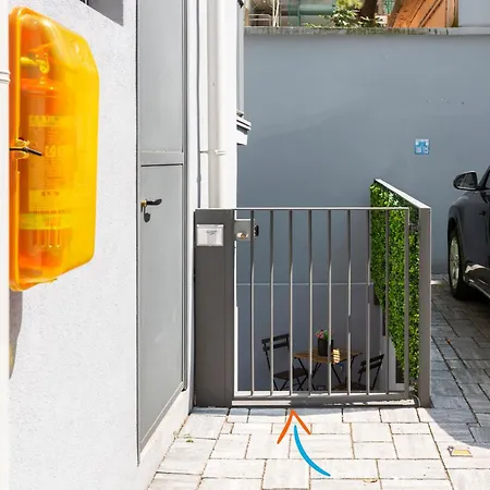 Govone Fashion House Lägenhet *