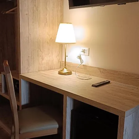 Gæstehus Station Group - Via Ponte Seveso 18