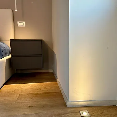 Lr Deluxe - Fondazione Prada - Metro M3