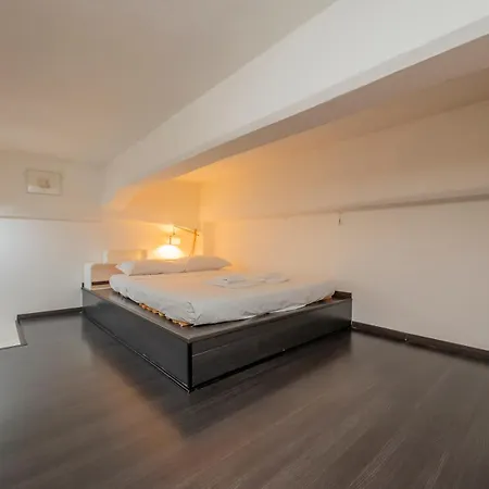 Youhosty - Porta Romana Sx