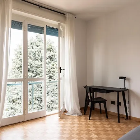 Youhosty- Terragni 31 * Milano