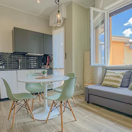 Felicita - 5 Minuti Da Metro Apartamento *