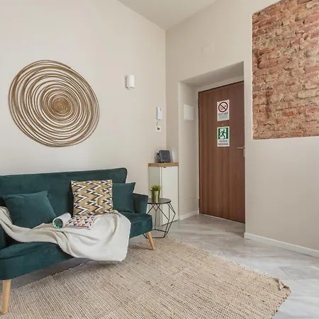 Appartement Stylish Studio, Skyline View, Modern Amenities Milan