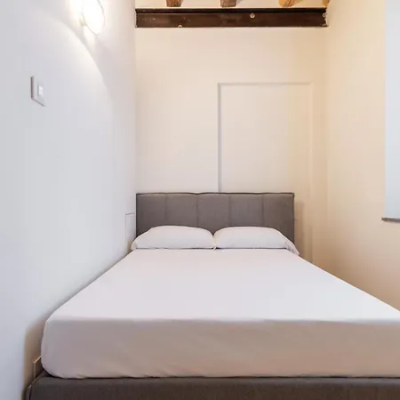 Easyhomes - Bandello Milano