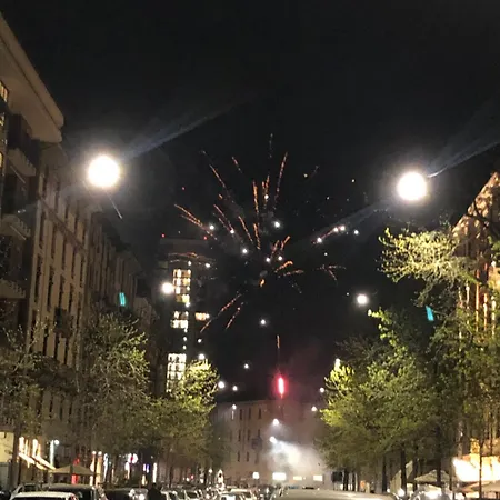 Easy Isola, For An Easy Milaan