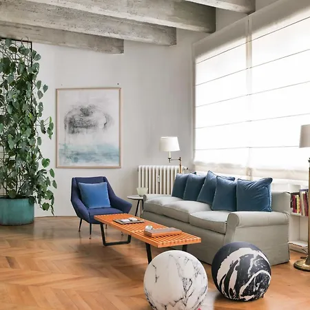 Luxury Penthouse With Rooftop Terrace شقة