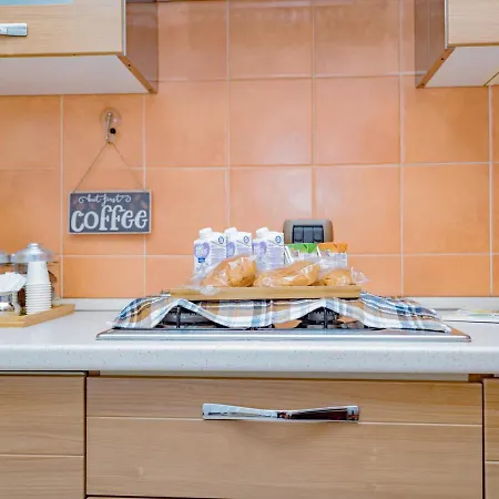 Arcimboldi Terrace - Parking Private Included, Free Wifi & Ac Apartman